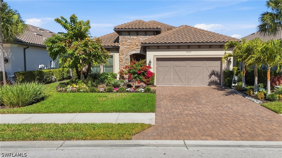 8665 Dilillo Court — photo
