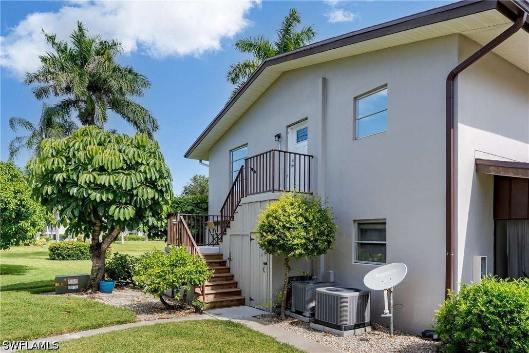 180 Cypress Way E B212 — photo