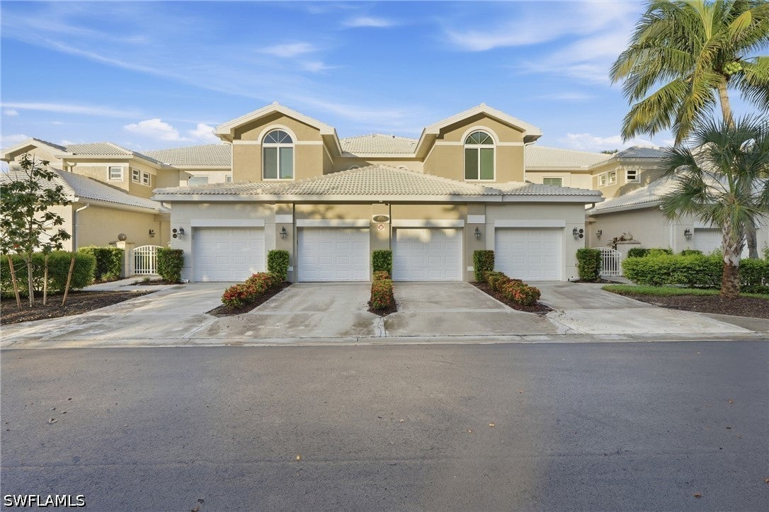 4705 Hawks Nest Way 102 — photo