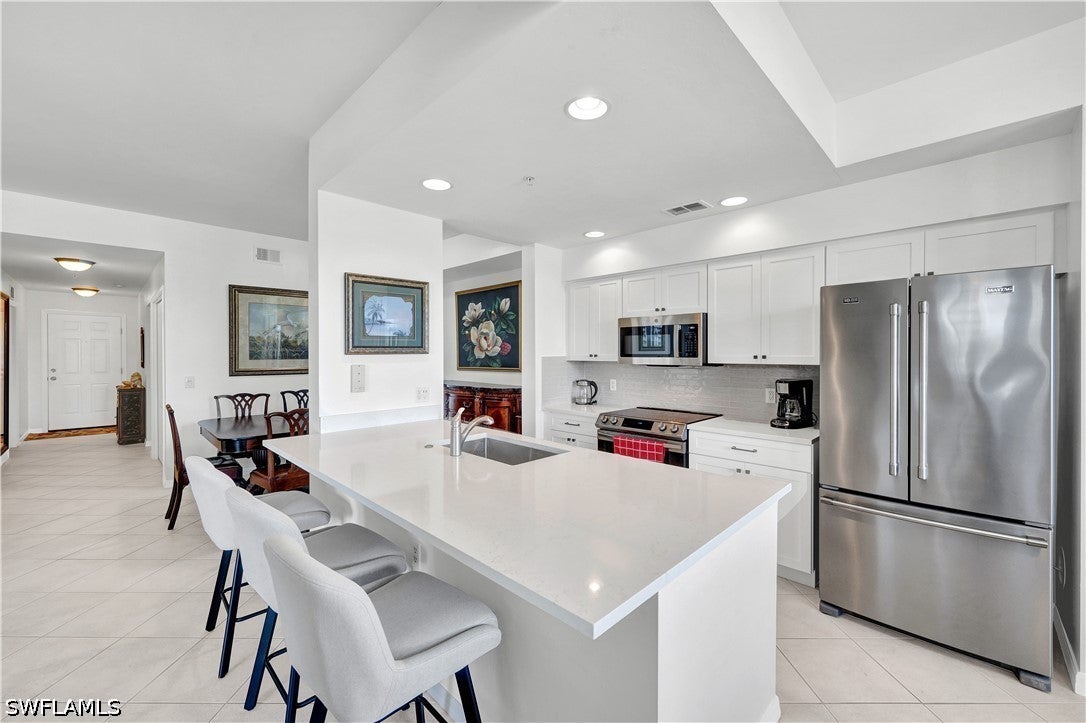 16615 Lake Circle Drive 427 — photo