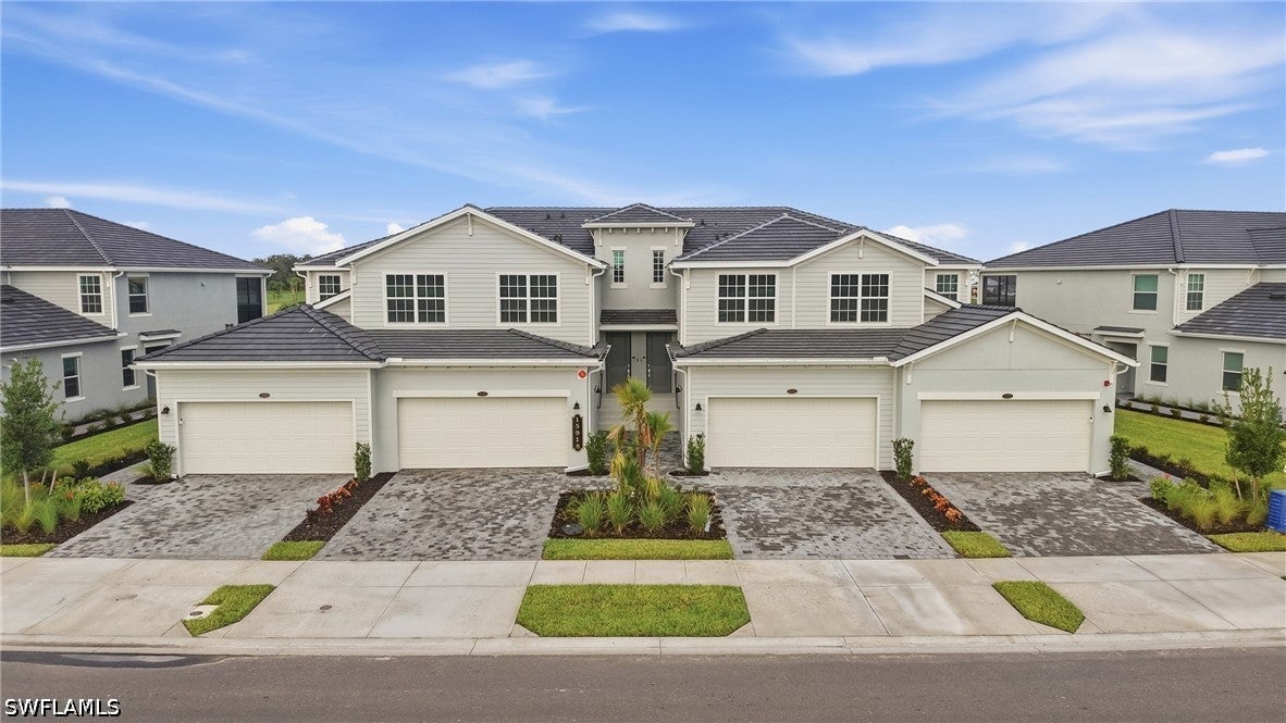 15918 Green Acres Avenue 4511 — photo