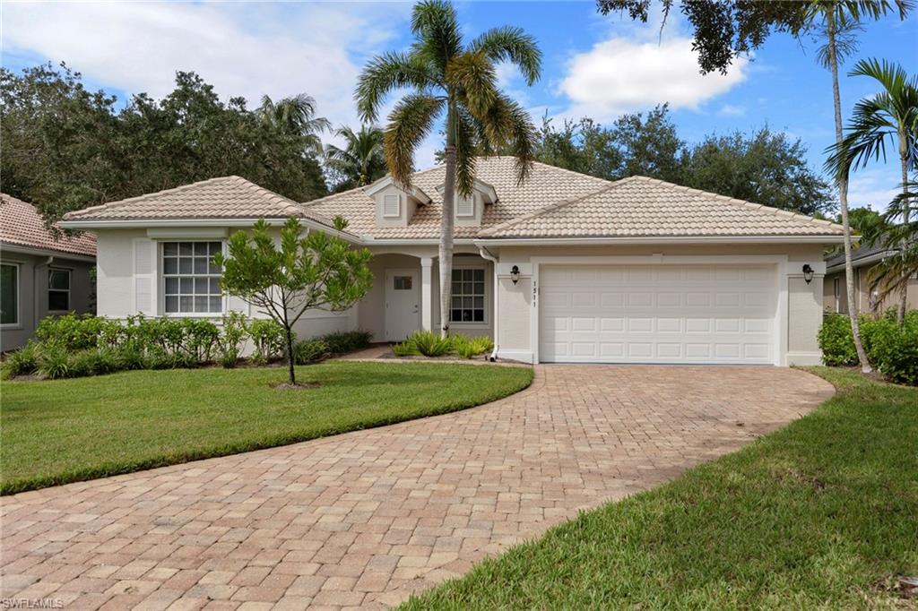 1511 Whispering Oaks Cir — photo