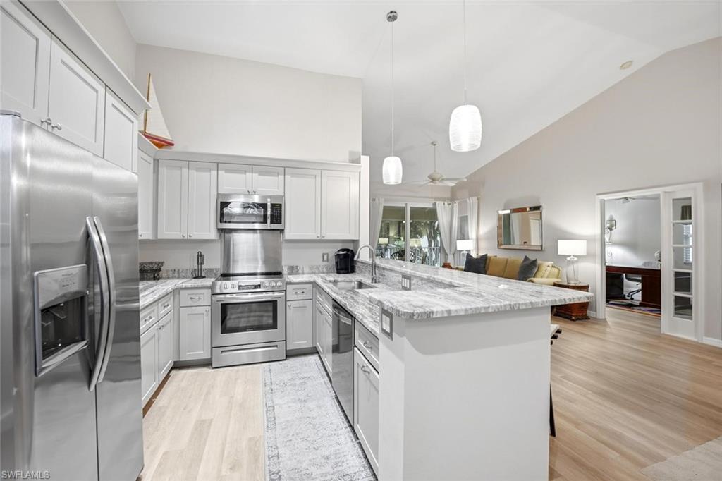 6810 Huntington Lakes Cir 202 — photo
