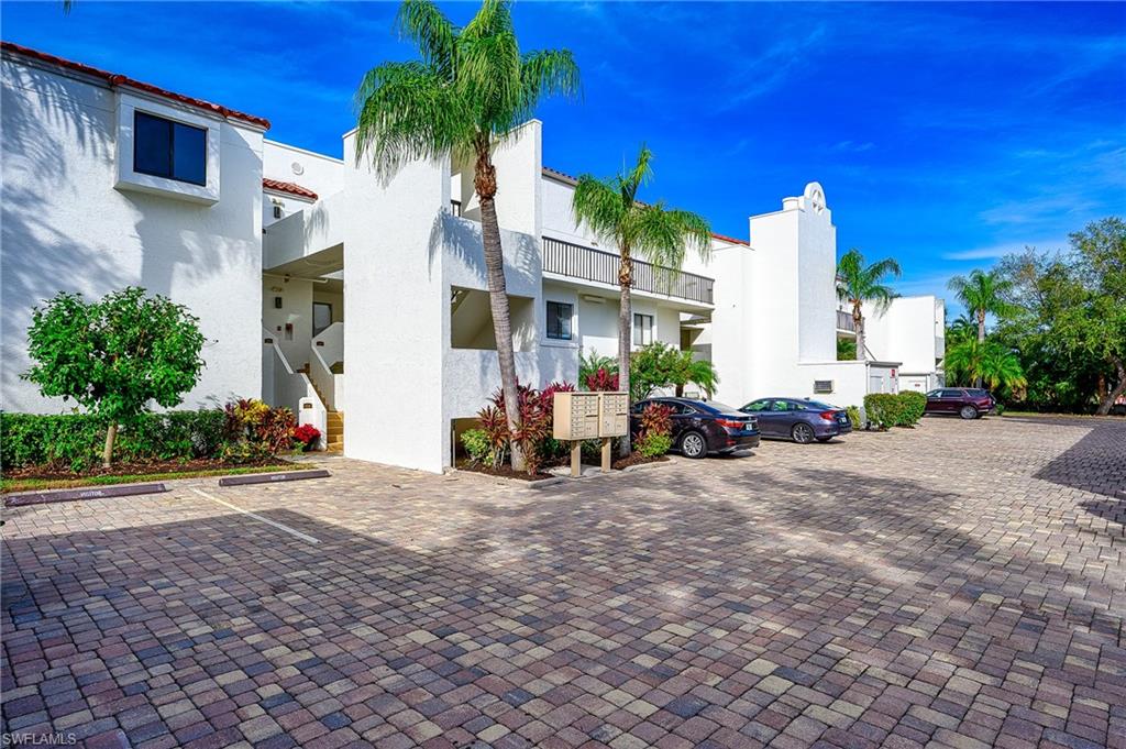 586 Beachwalk Cir O206 — photo