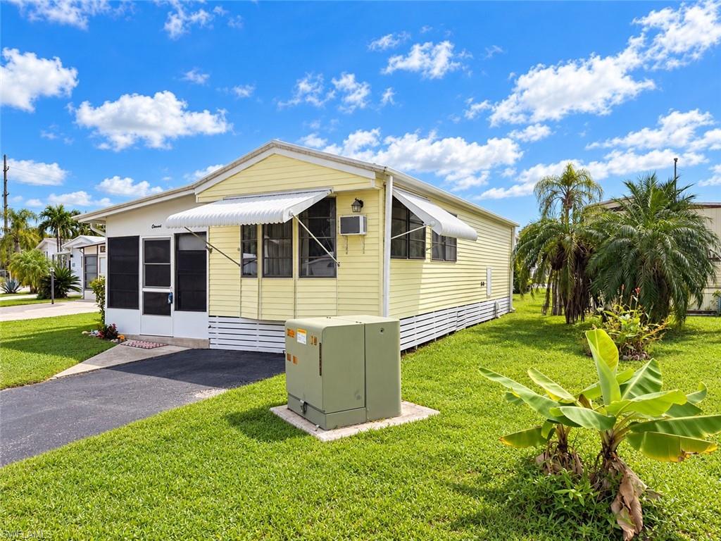 11 Zircon Dr — photo