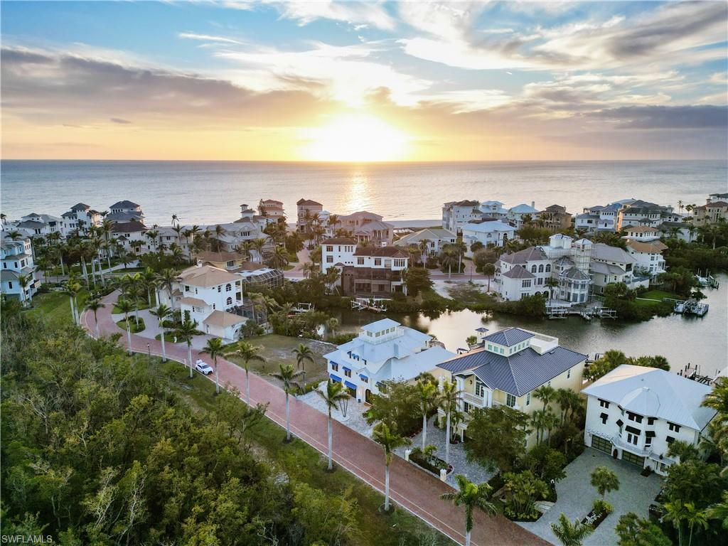 237 Bayfront Dr — photo