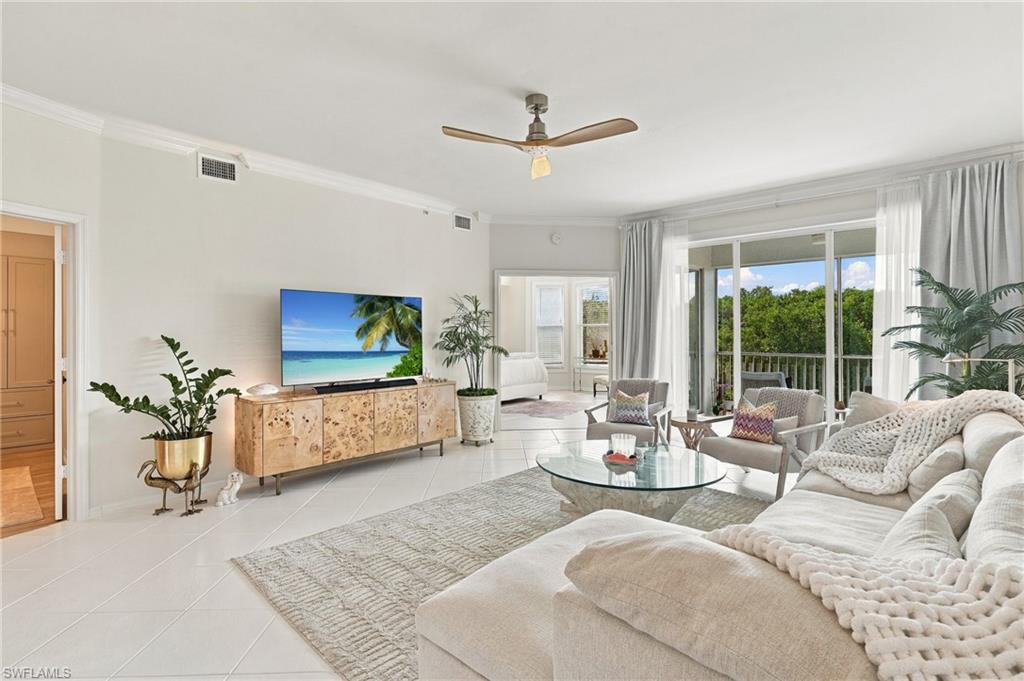 4650 Yacht Harbor Dr Unit 124 — photo