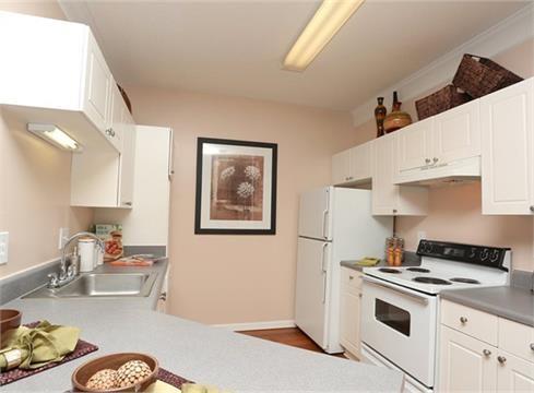 3920 Club Drive Unit 805 — photo