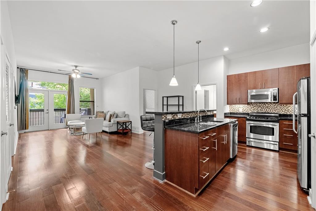 425 Chapel Street SW Unit 2108 — photo