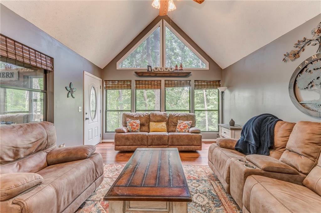 264 Fox Den Circle — photo
