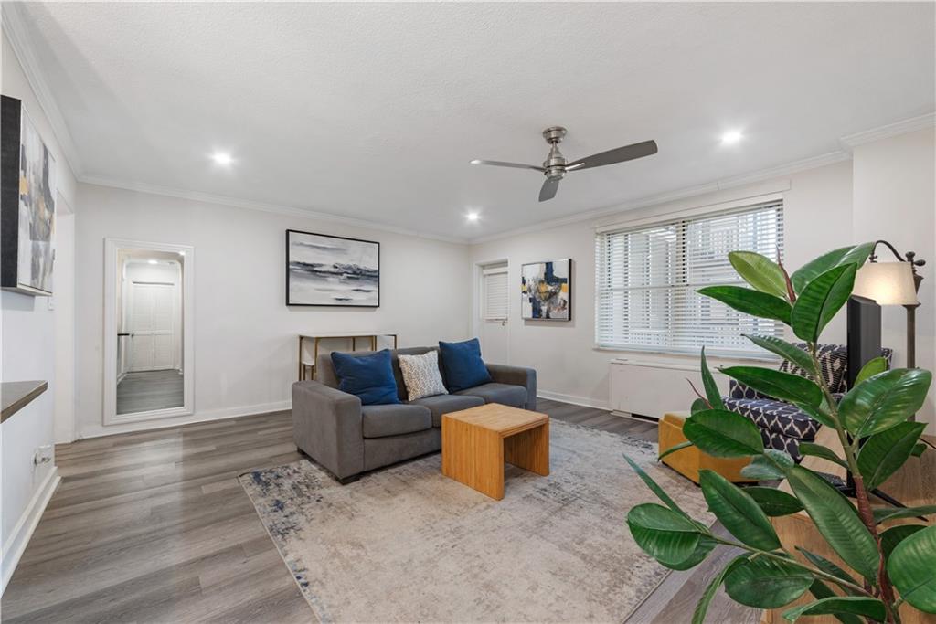 300 Peachtree Street NE Unit 10H — photo