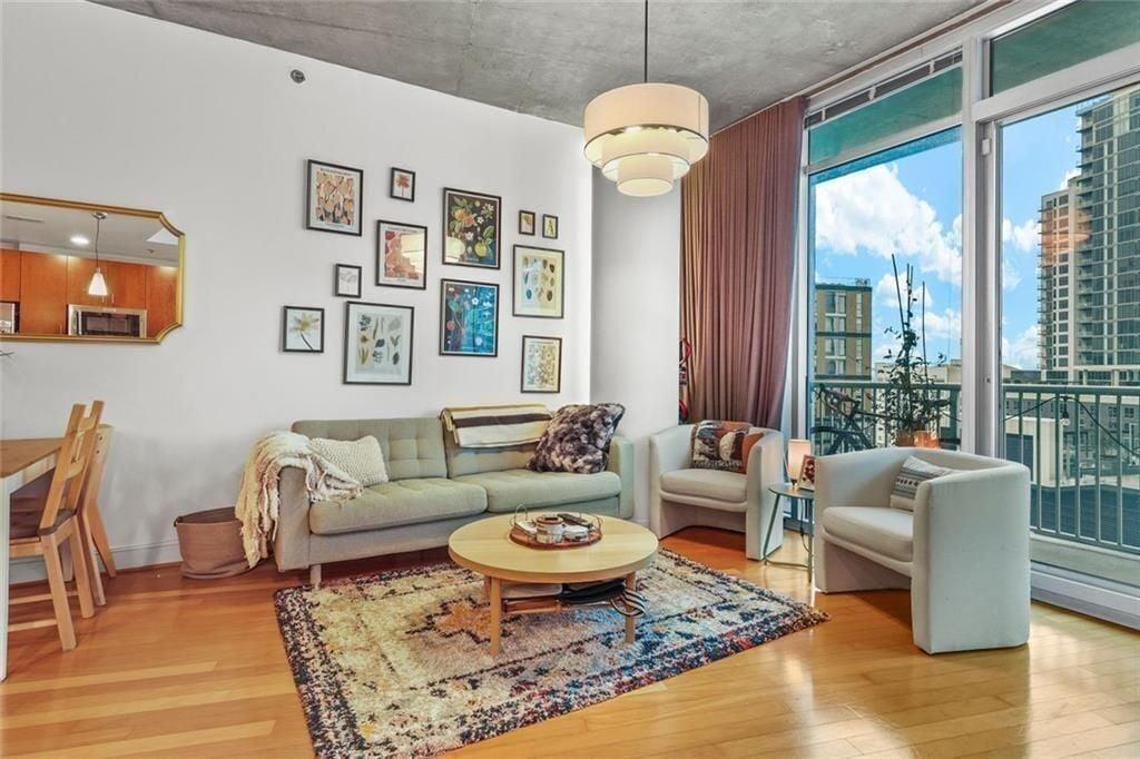 44 Peachtree Place Unit 1225 — photo