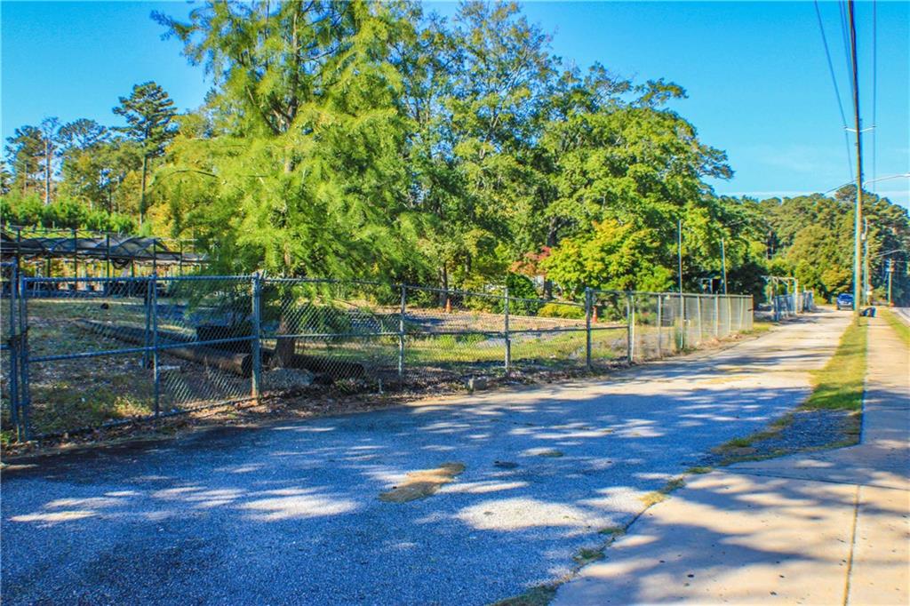5907 Covington Highway, Decatur, GA 30035