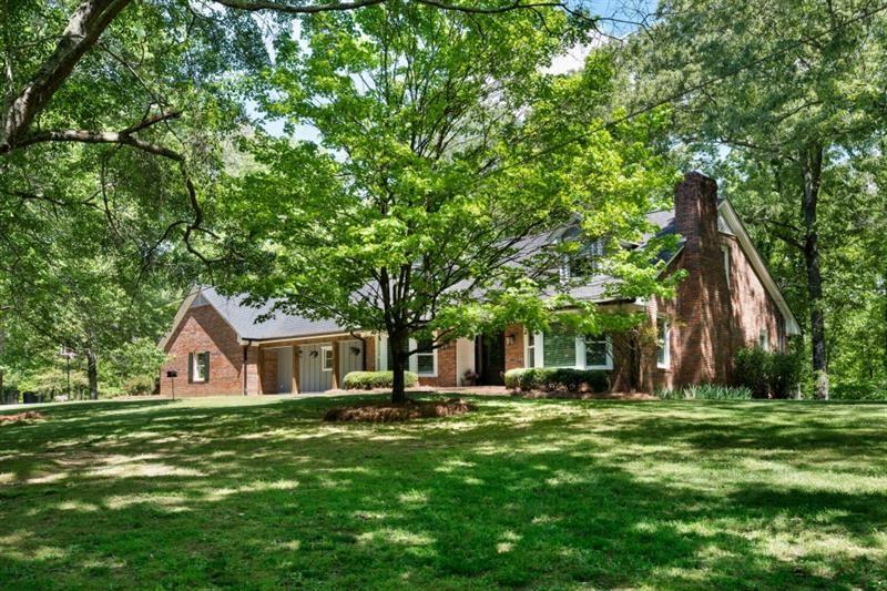 311 Herring Road NE — photo