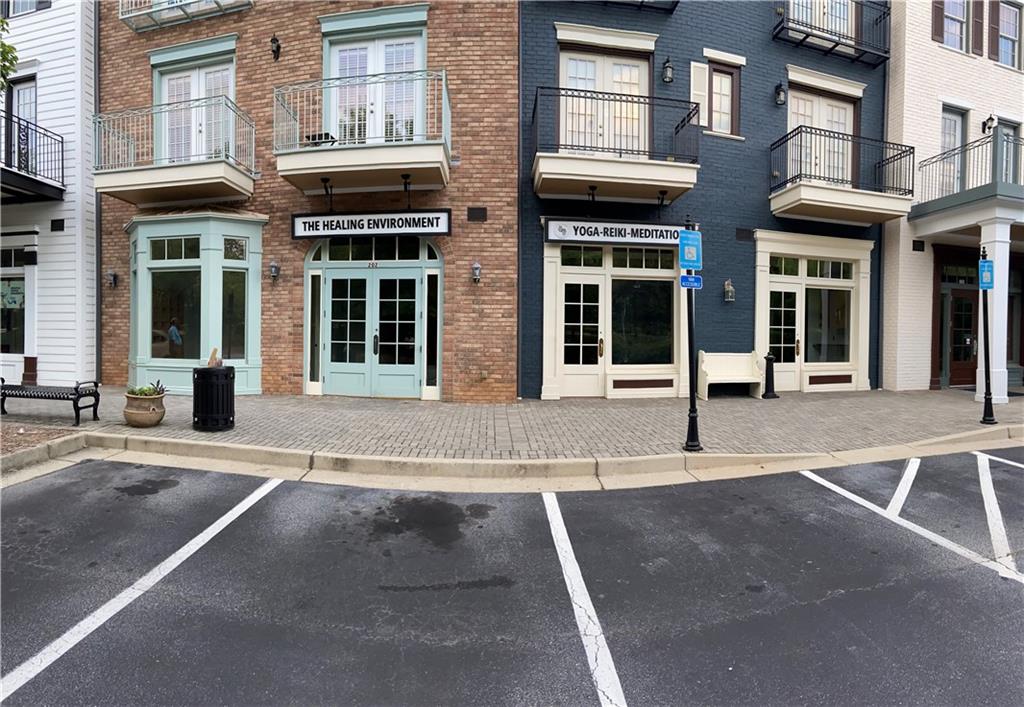 1675 Cumberland Parkway SE Unit 202, 203 — photo