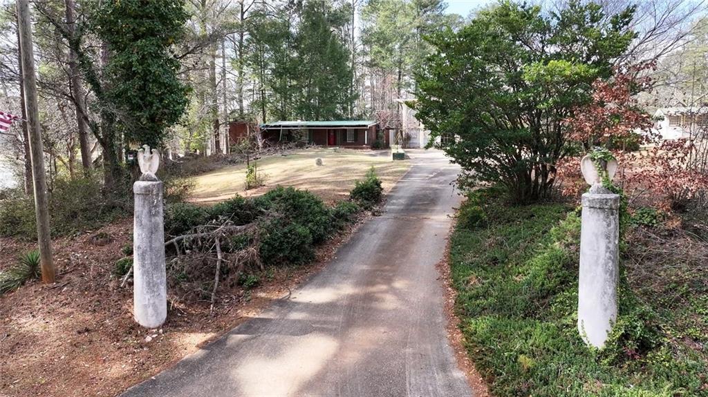 7275 Bishop Road — photo