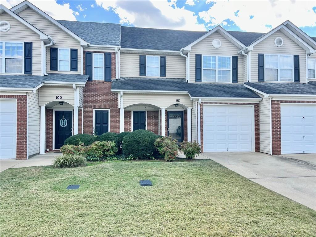 98 Eagle Glen Drive NE — photo