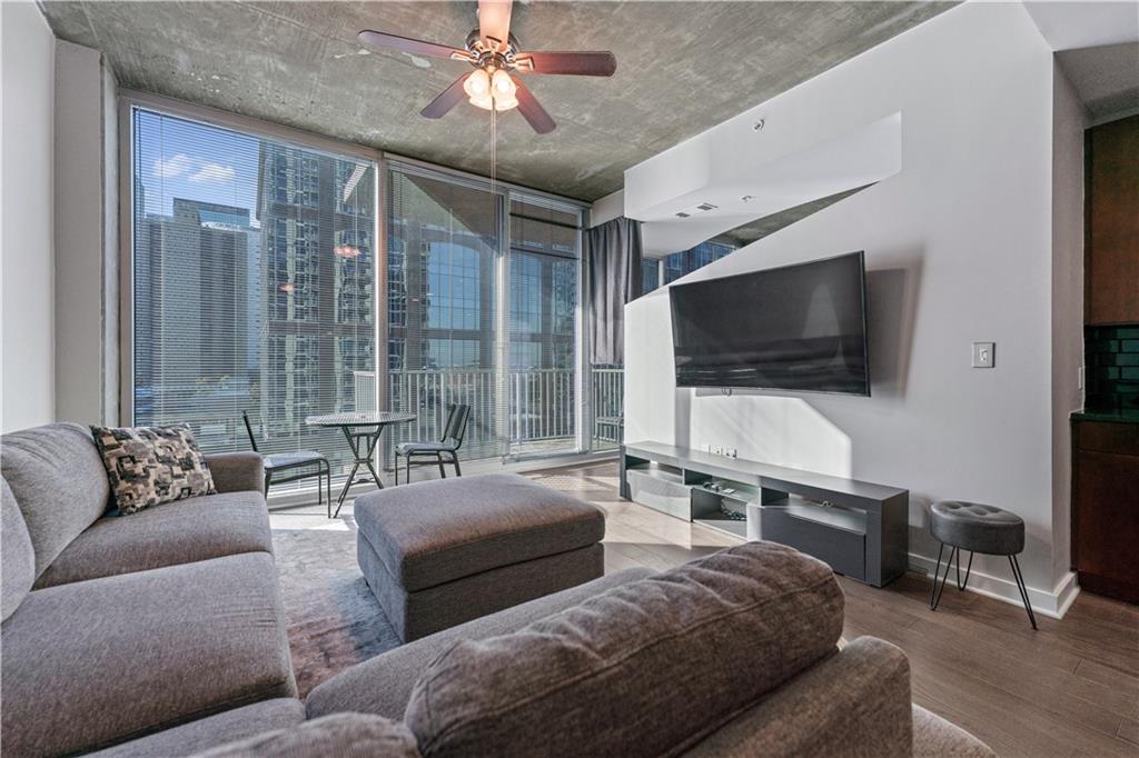 400 W Peachtree Street NW Unit 1009 — photo