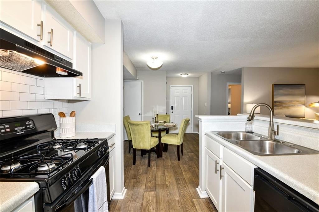 670 Thornton Road Unit 1524 — photo