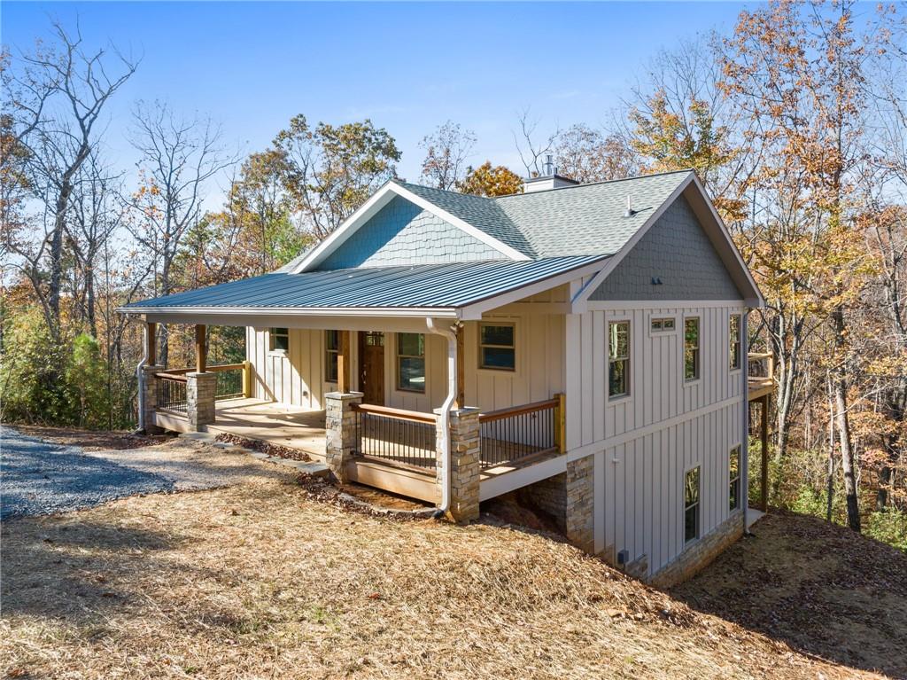 1054 Lakeland Drive — photo