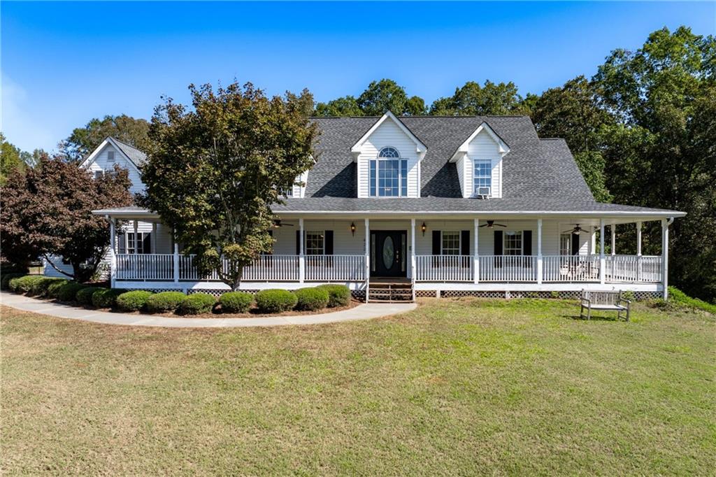 422 Blessings Lane — photo