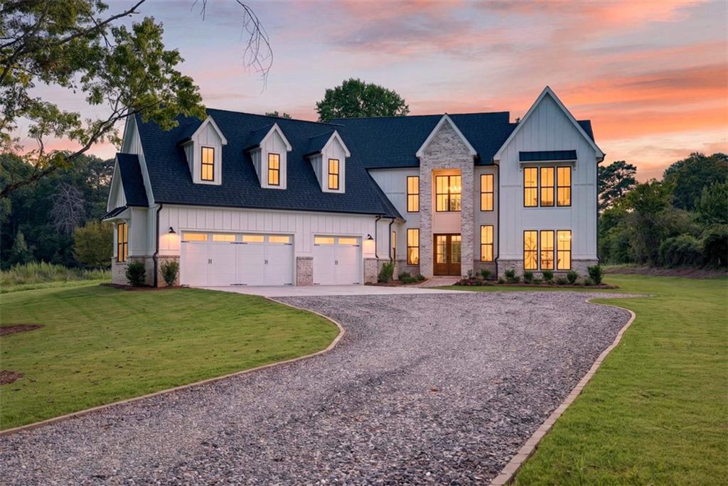 3410 Tate Lane — photo