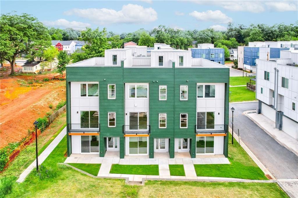 2029 Memorial Drive Unit 34 — photo