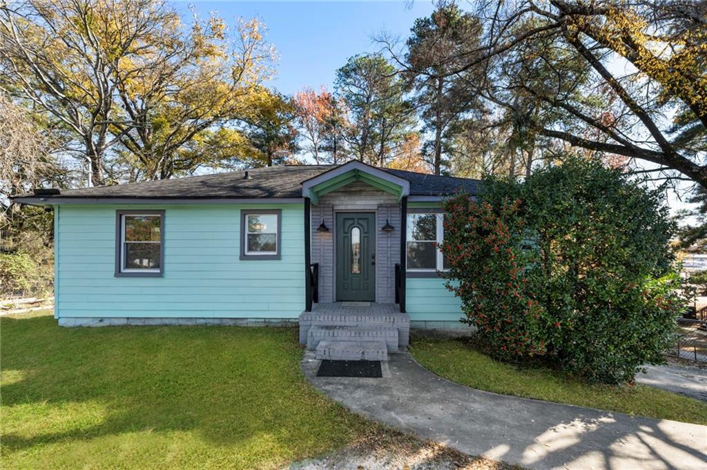5211 Oakdale SE — photo