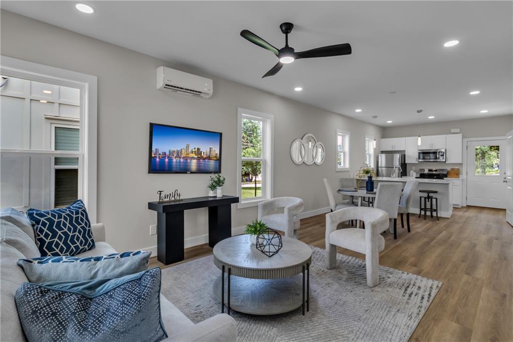 721 Fayetteville Road Unit 609 — photo