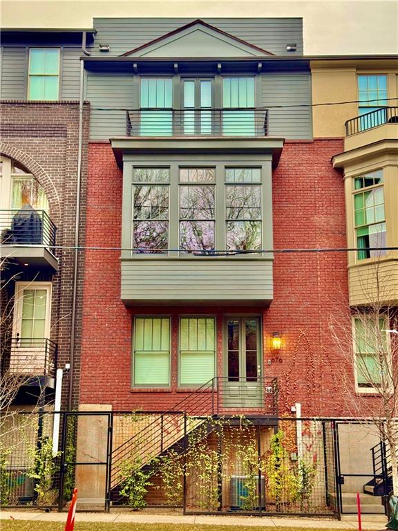676 Hank Aaron Drive SE — photo