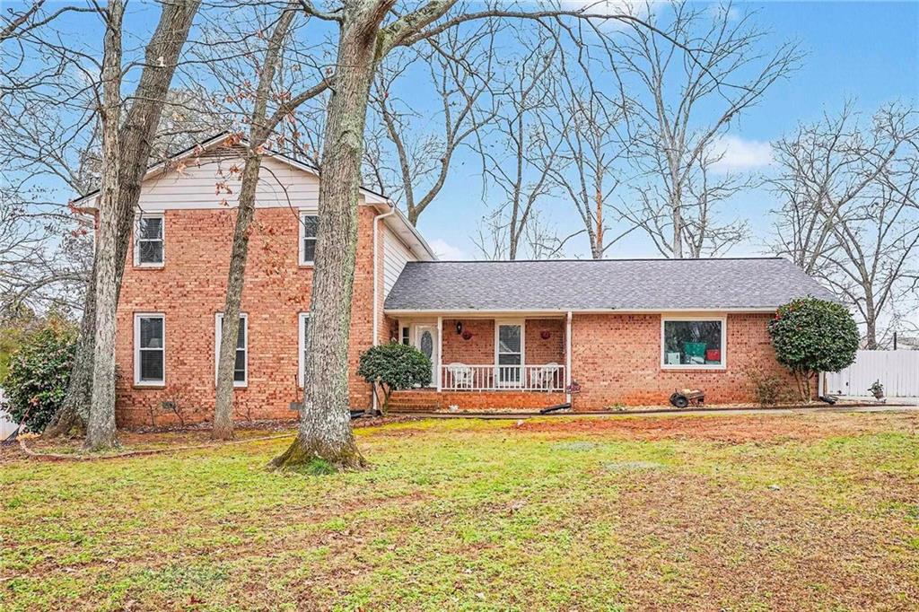 2571 Highland Golf Course Drive — photo