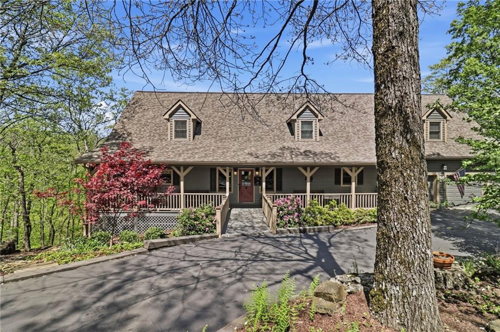 1692 Ridgeview Drive — photo