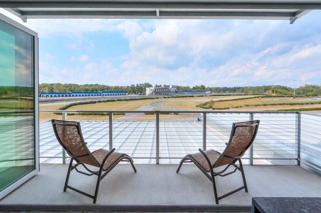 702 Joe Lane Cox Drive Unit 203 — photo