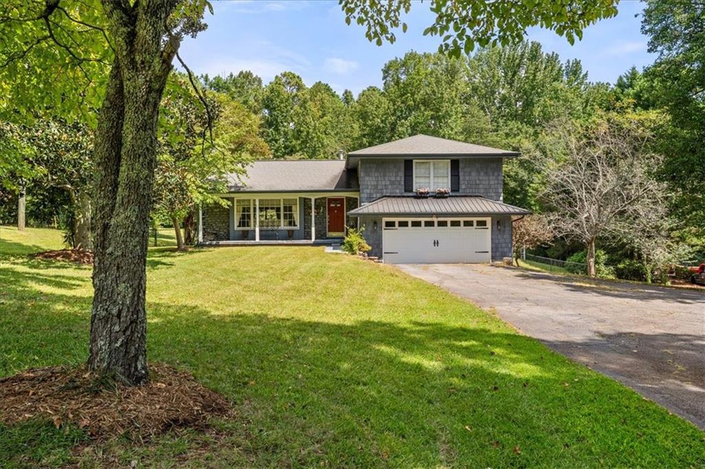 1033 Davenport Circle — photo