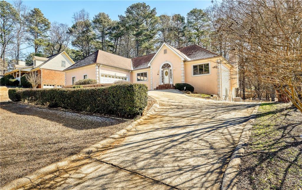 1522 Catherine Court — photo