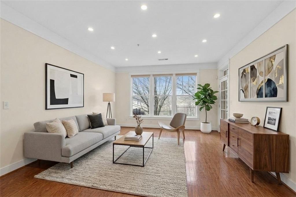 273 12th Street NE Unit 210 — photo