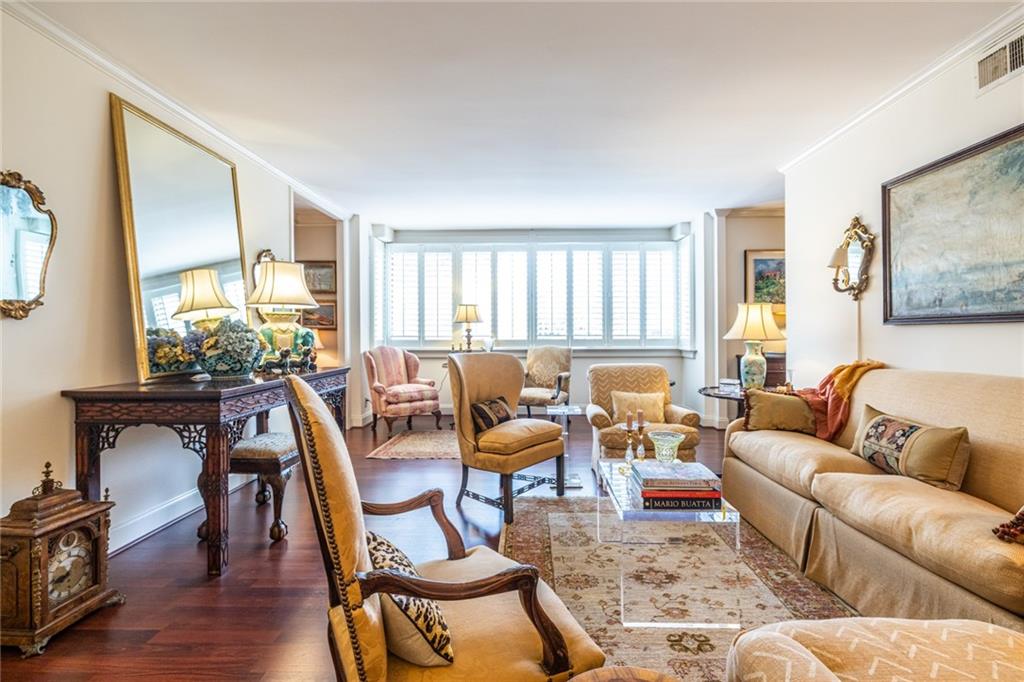 2734 Peachtree Road NW Unit a404 — photo