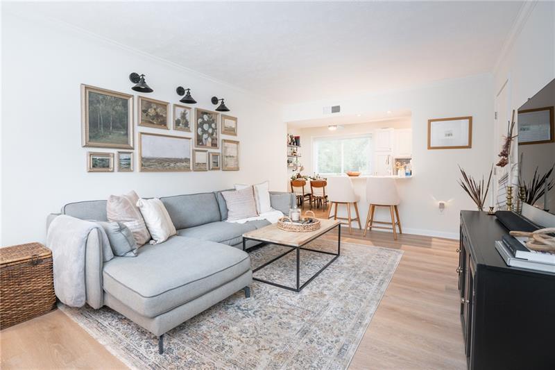 100 Biscayne Drive NW Unit D1 — photo