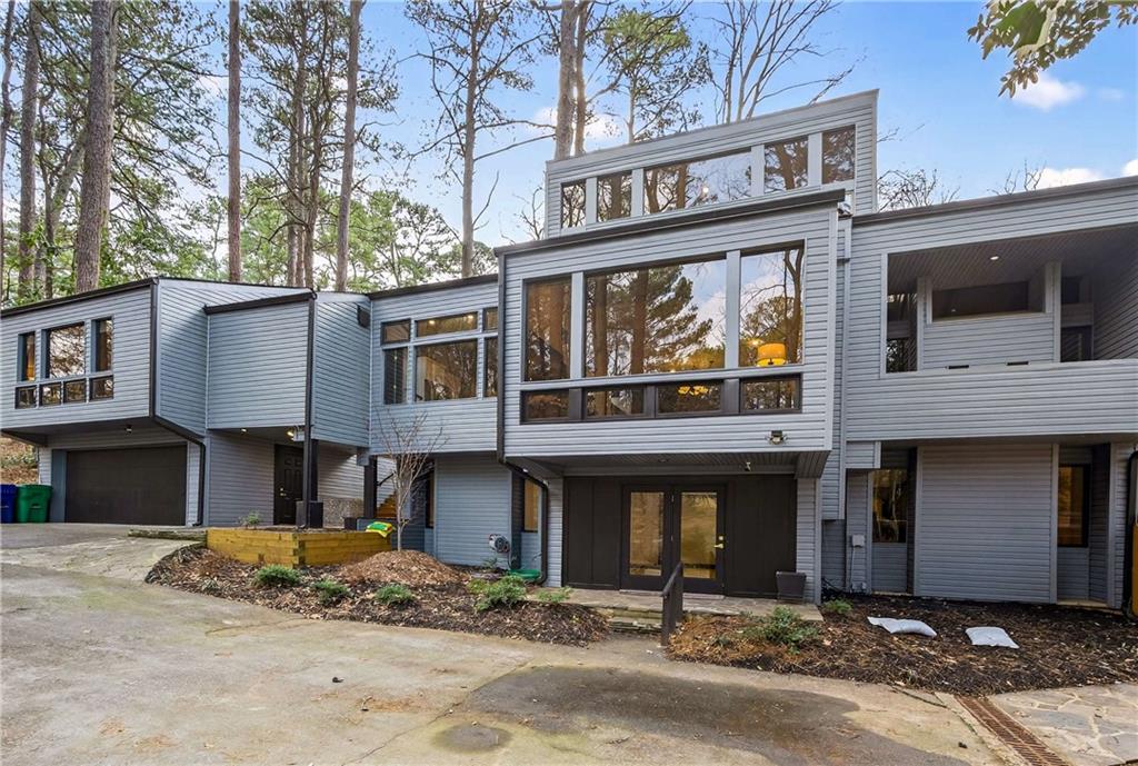 1008 Mcconnell Drive, Decatur, GA 30033