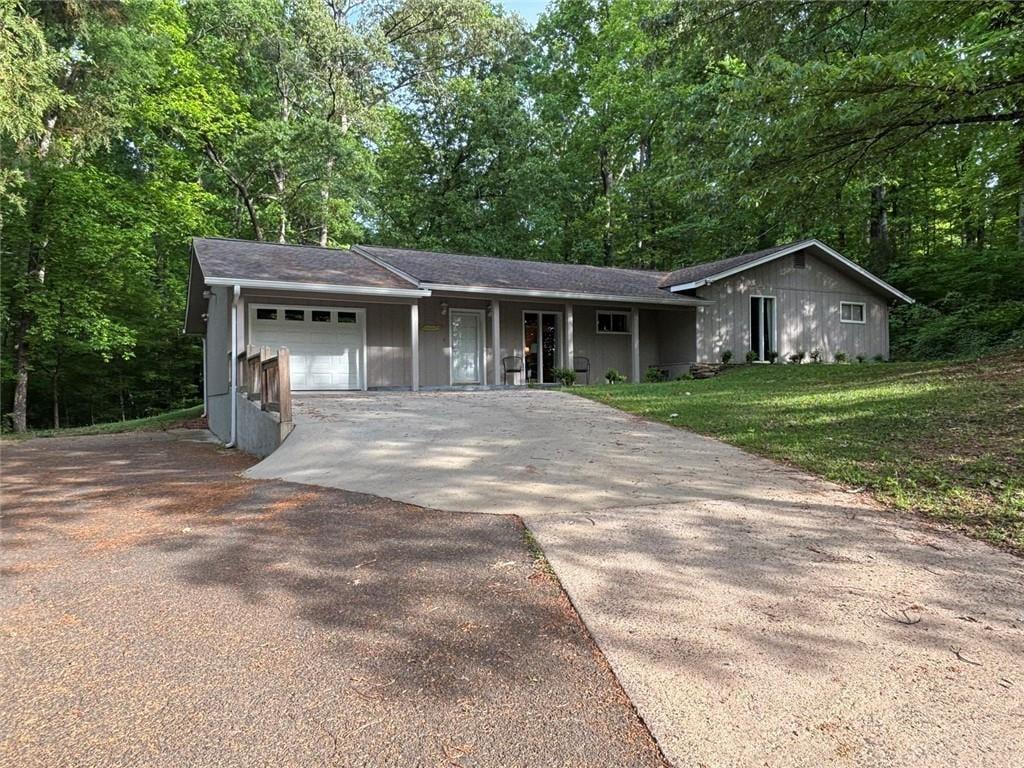183 Barker Road SW — photo