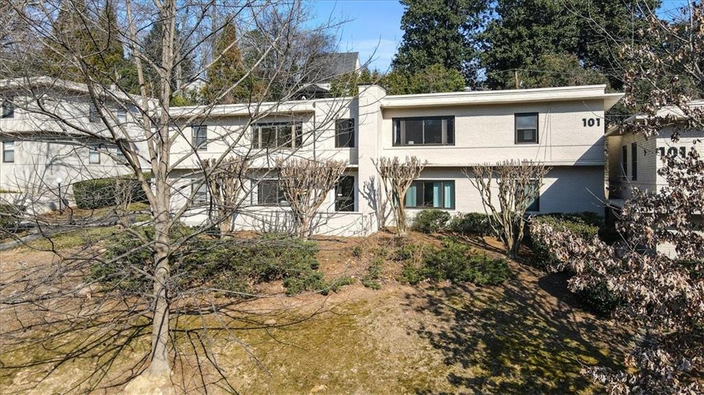 101 Ardmore Place Unit 3 — photo