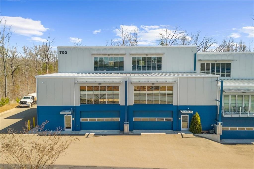 702 Joe Lane Cox Road Unit 101 & 201 — photo