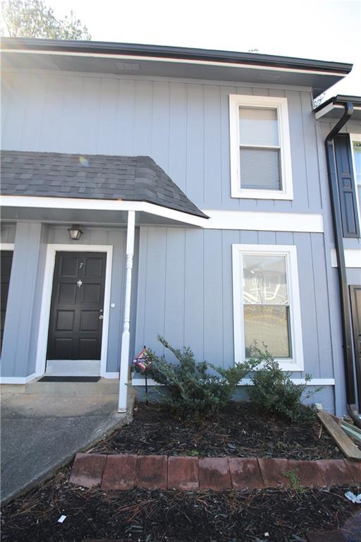 2340 Beaver Ruin Road Unit Un7 — photo
