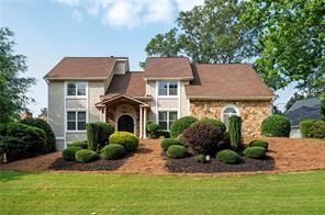 2917 Ashebrooke Drive NE — photo