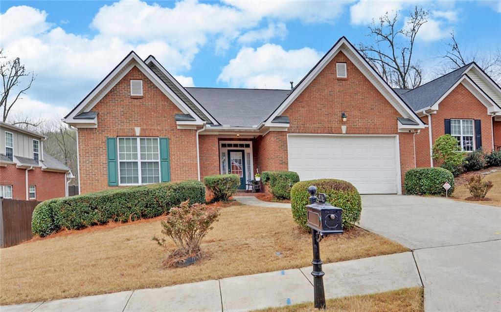 926 Brenau Point Drive — photo