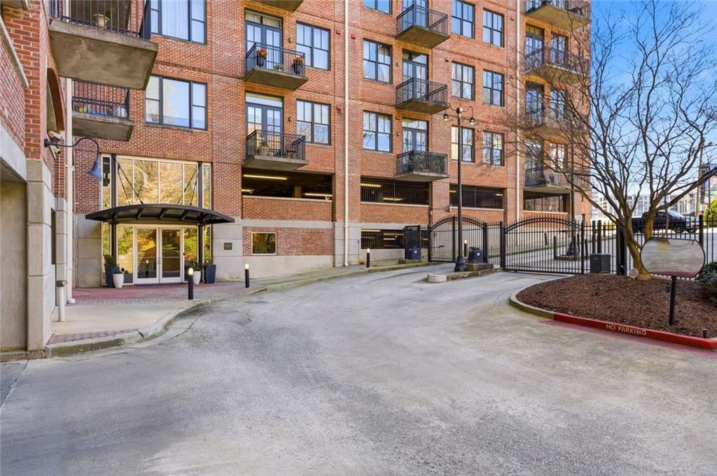 3235 Roswell Road Unit 702 — photo