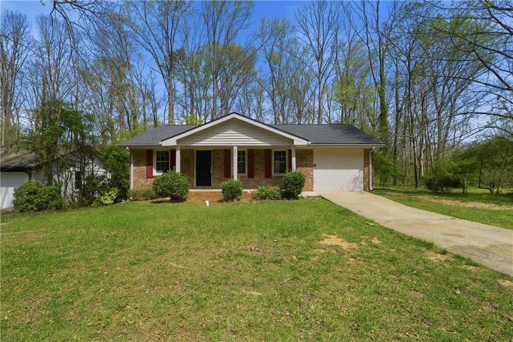 296 Bromack Drive SE — photo