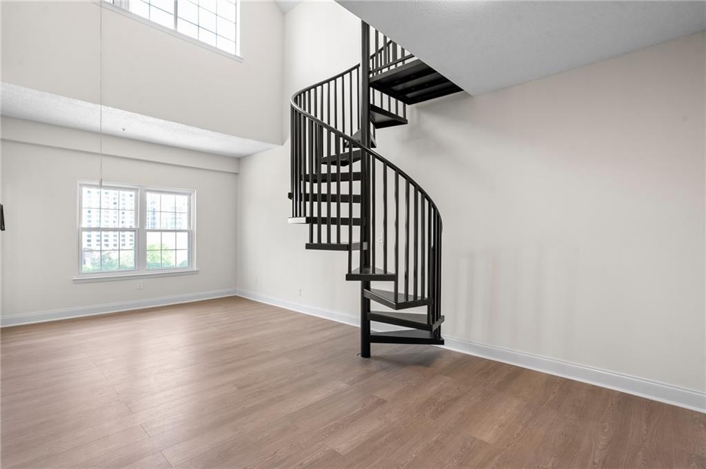 1075 Peachtree Walk NE Unit a519 — photo