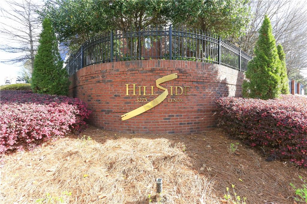 3275 Lenox Road NE Unit 208 — photo