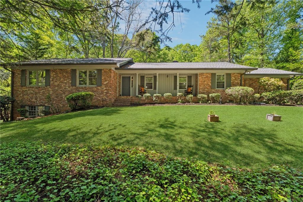 1387 Springdale Road — photo